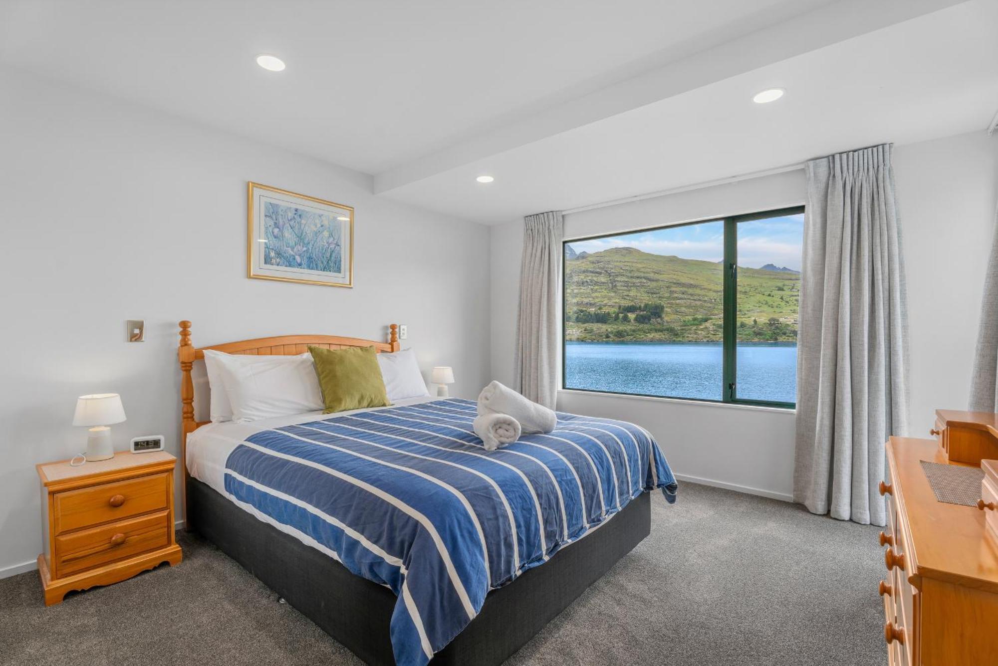 Frankton House - Queenstown Holiday Home エクステリア 写真